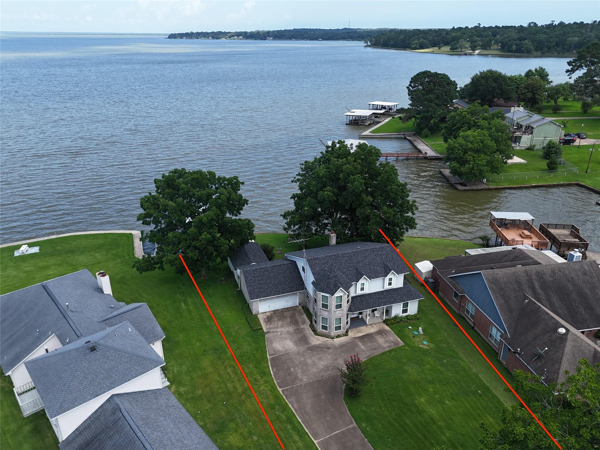 440 Lakeview Drive Loop