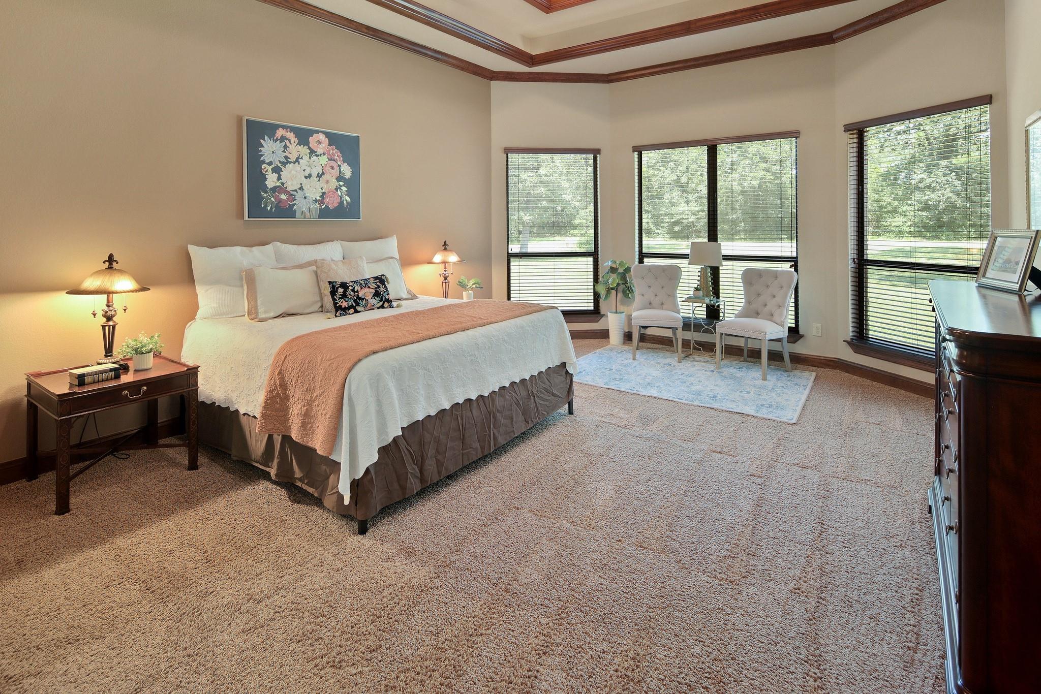 10682 Commonwealth Drive