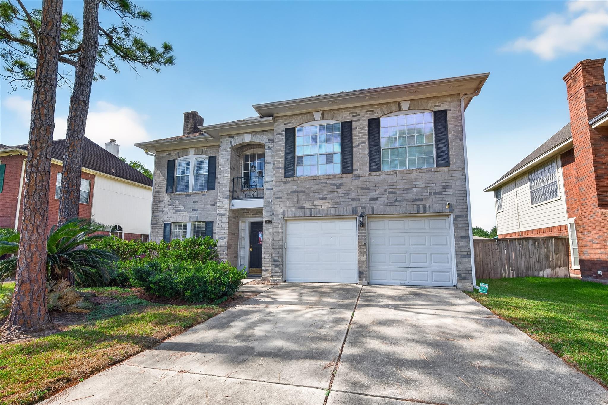 1207 Green Knoll Drive
