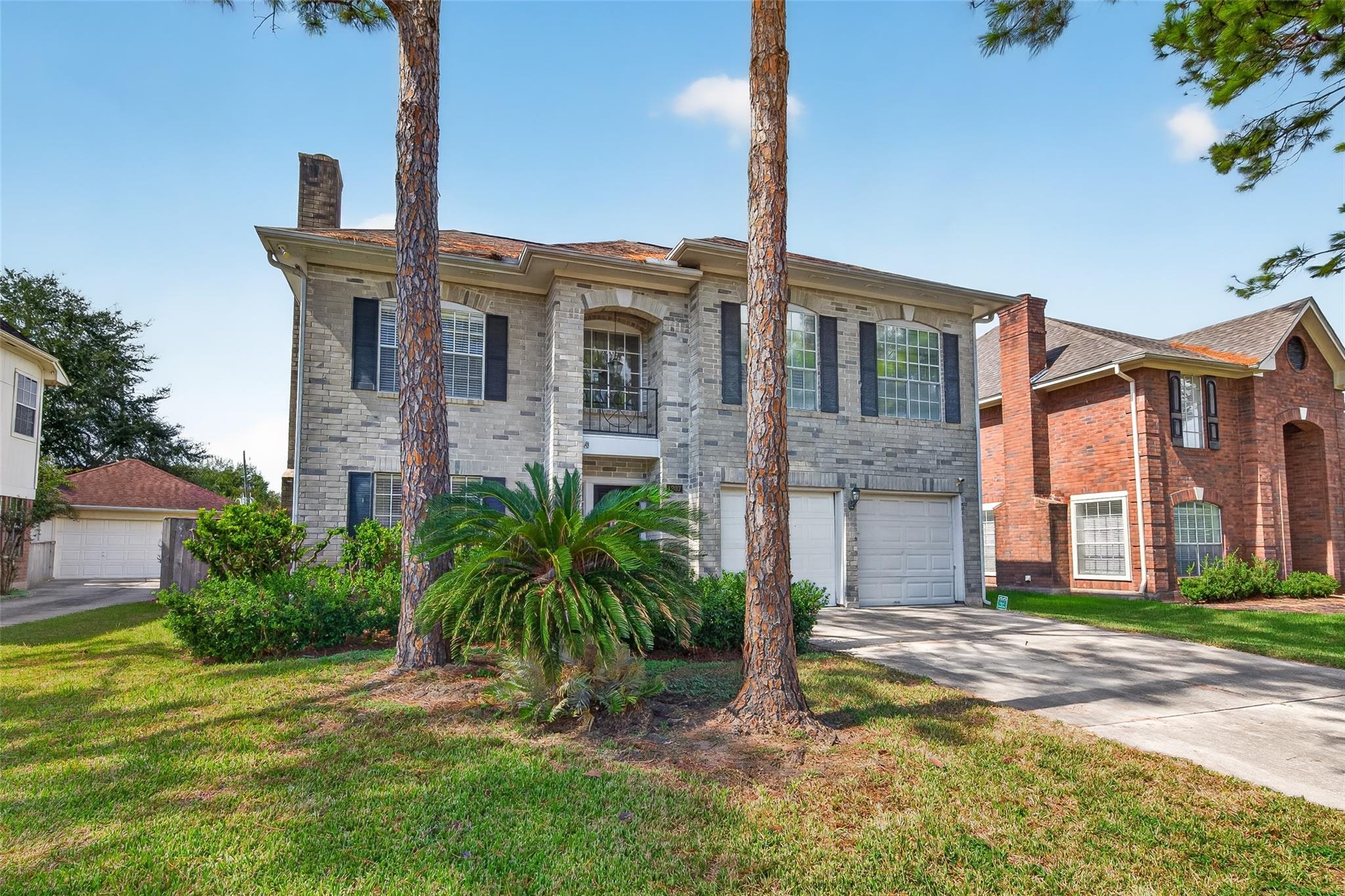 1207 Green Knoll Drive