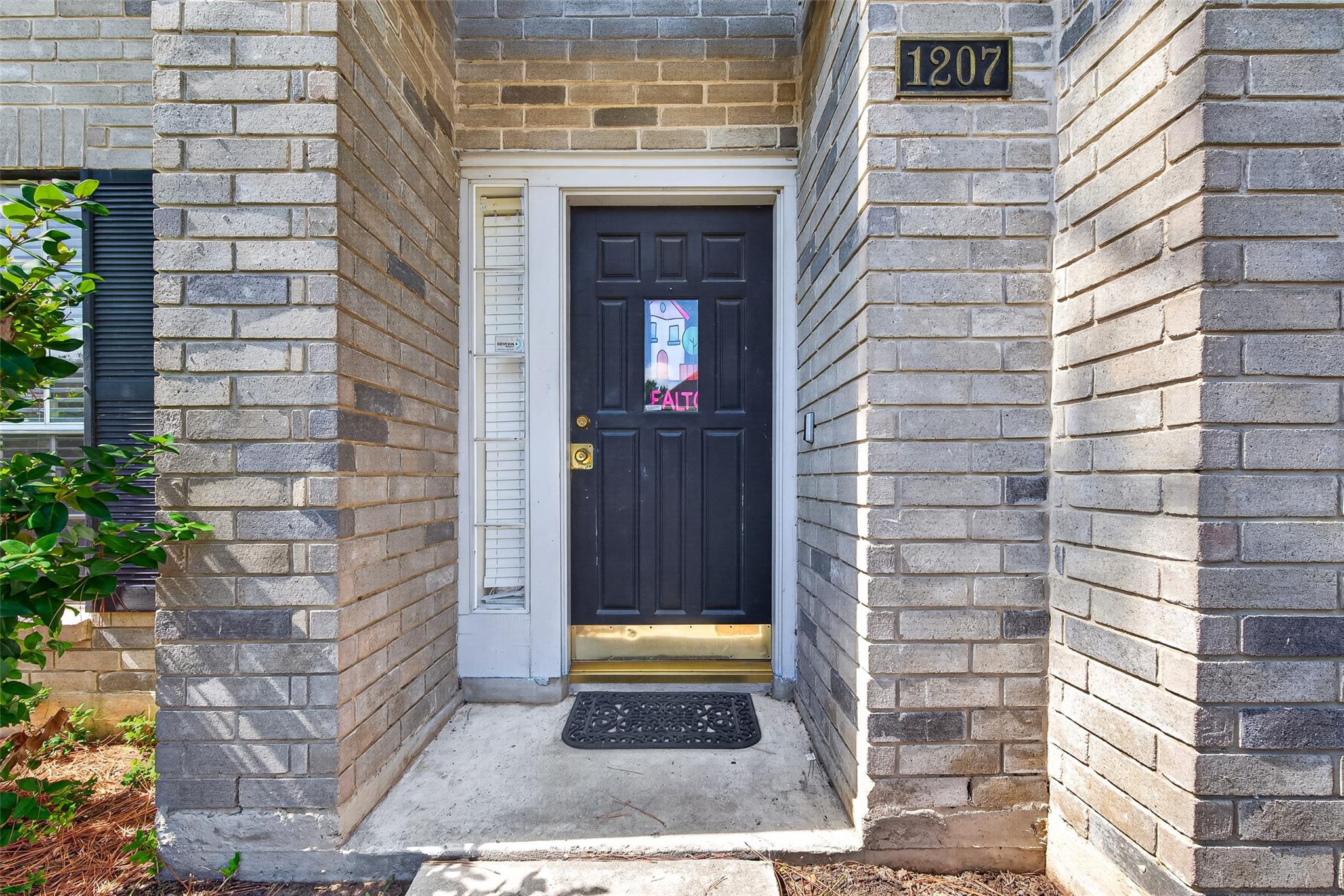 1207 Green Knoll Drive