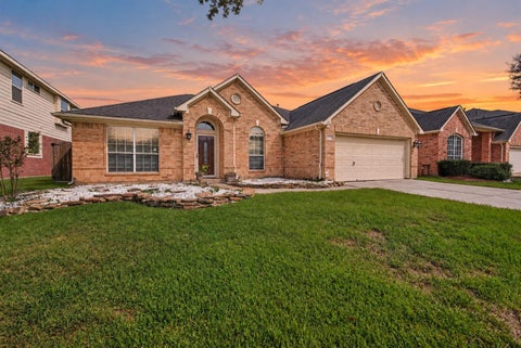 Photo of 12214 Aspen Lane, Stafford, TX 77477 (MLS # 22629008)