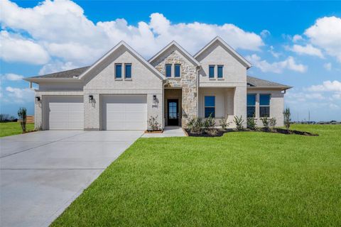 Homes For Sale - 494 Hunters Crossing<br/> Sealy, TX 77474