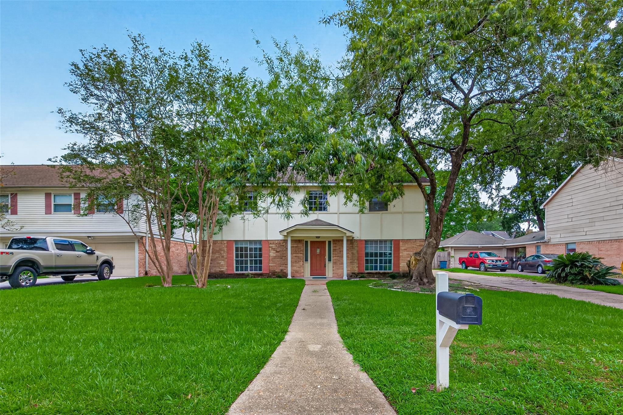 5703 Green Timbers Drive