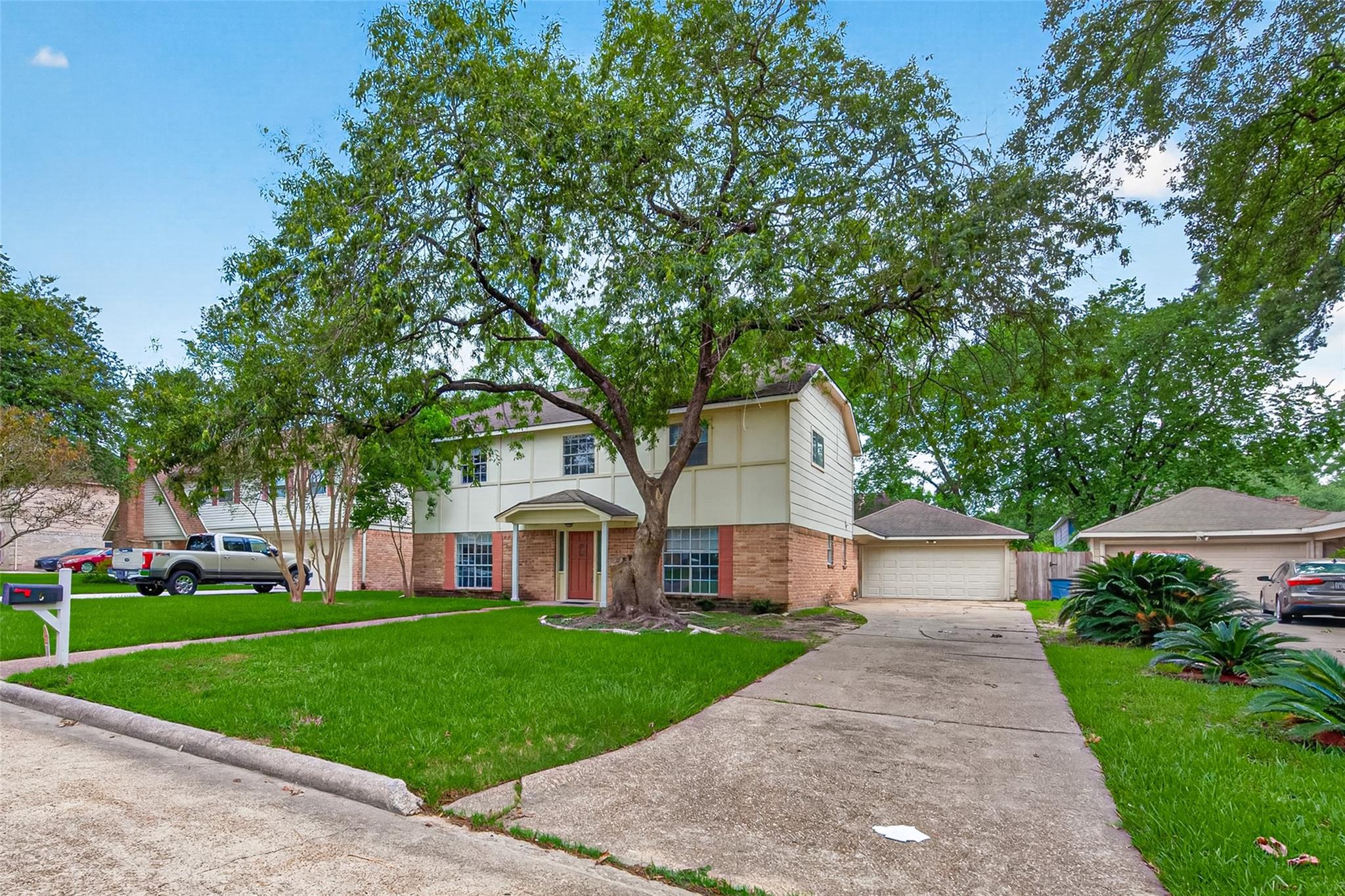 5703 Green Timbers Drive