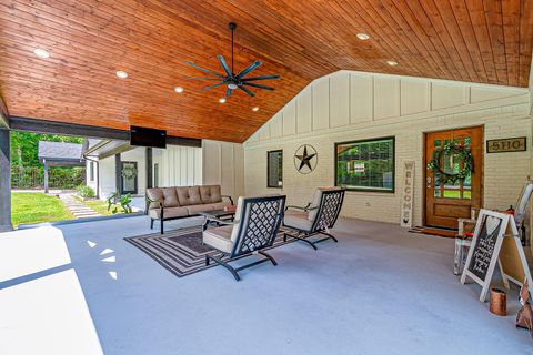 Photo of 5110 Treaschwig Road, Spring, TX 77373 (MLS # 60761241)