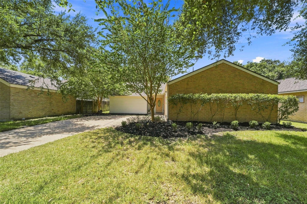 Photo of 926 Mesa Terrace Drive, Katy, TX 77450 (MLS # 69020657)
