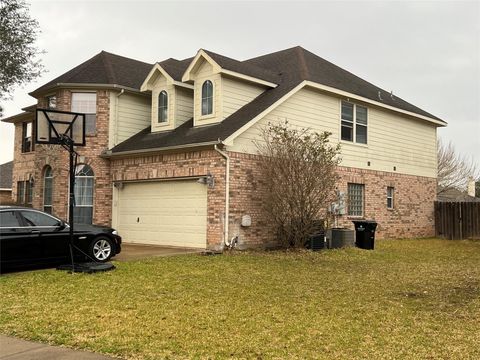 Photo of 1202 Blue Leaf Drive, Richmond, TX 77469 (MLS # 24514442)