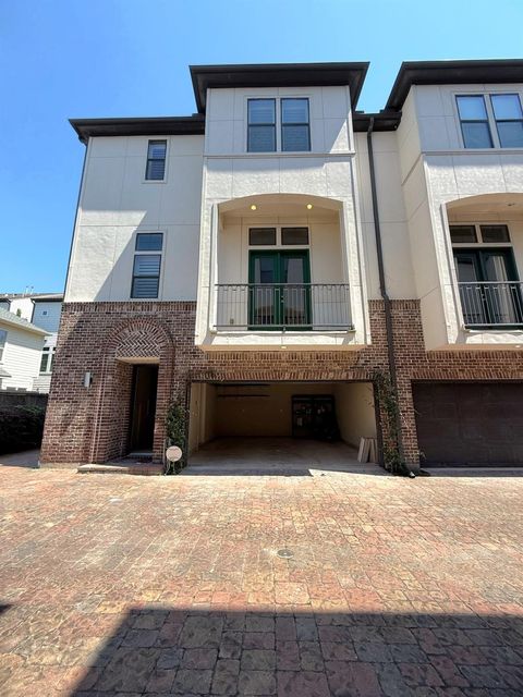 5824 Darling Street Houston TX 77007