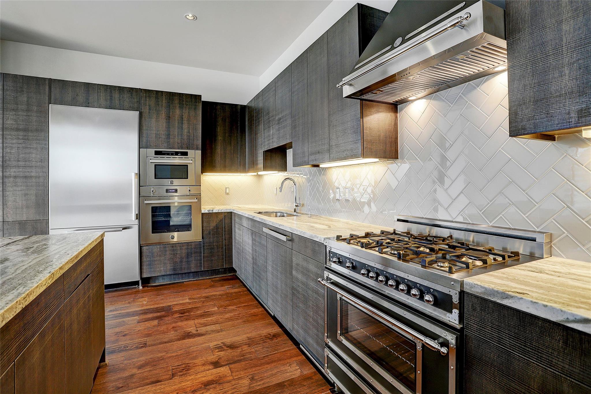 1409 Post Oak Boulevard 1304