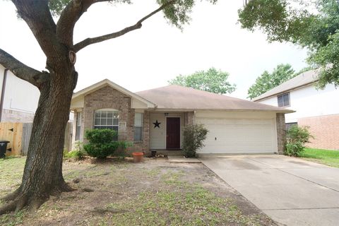 Photo of 23135 N Waterlake Drive, Richmond, TX 77406 (MLS # 12196619)