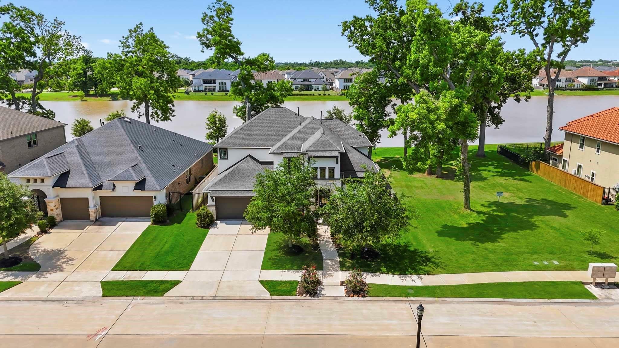 5314 Isidore Lane