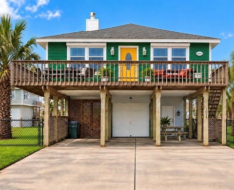 Homes For Sale - 4014 Reeves Drive<br/> Galveston, TX 77554
