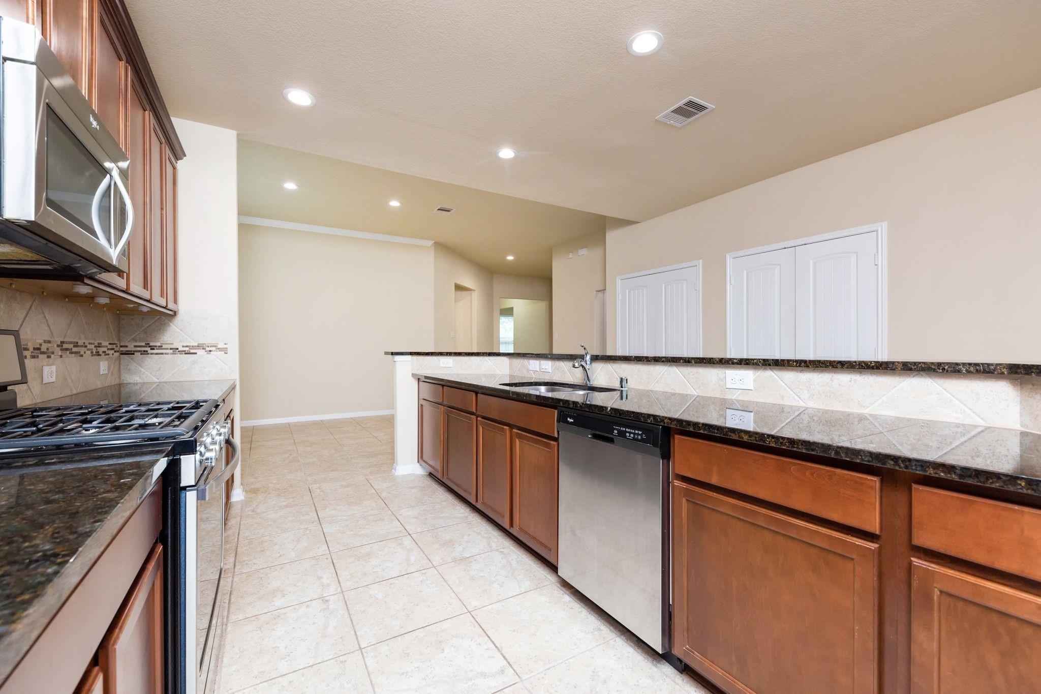 407 Iris Rose Ct