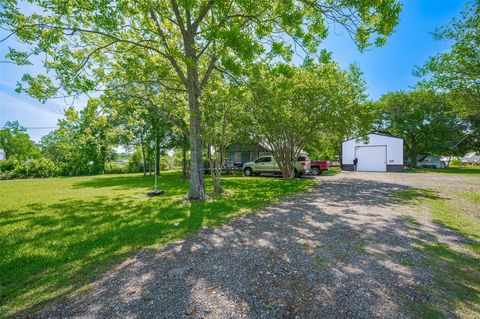 Multifamily For Sale - 16128 1/2 Ridlon Street<br/> Channelview, TX 77530