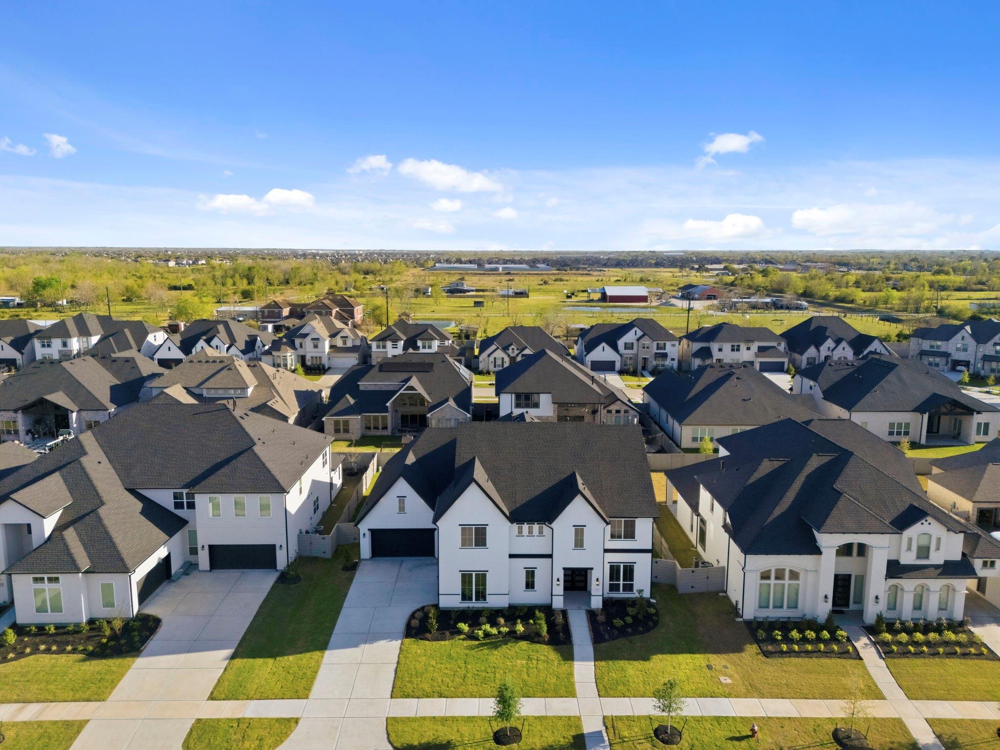 2010 Pine Woodland Lane