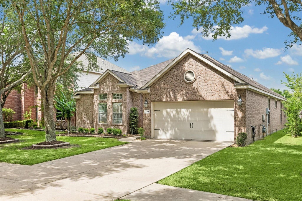 Photo of 2214 Wembley Way, Rosenberg, TX 77471 (MLS # 16677286)