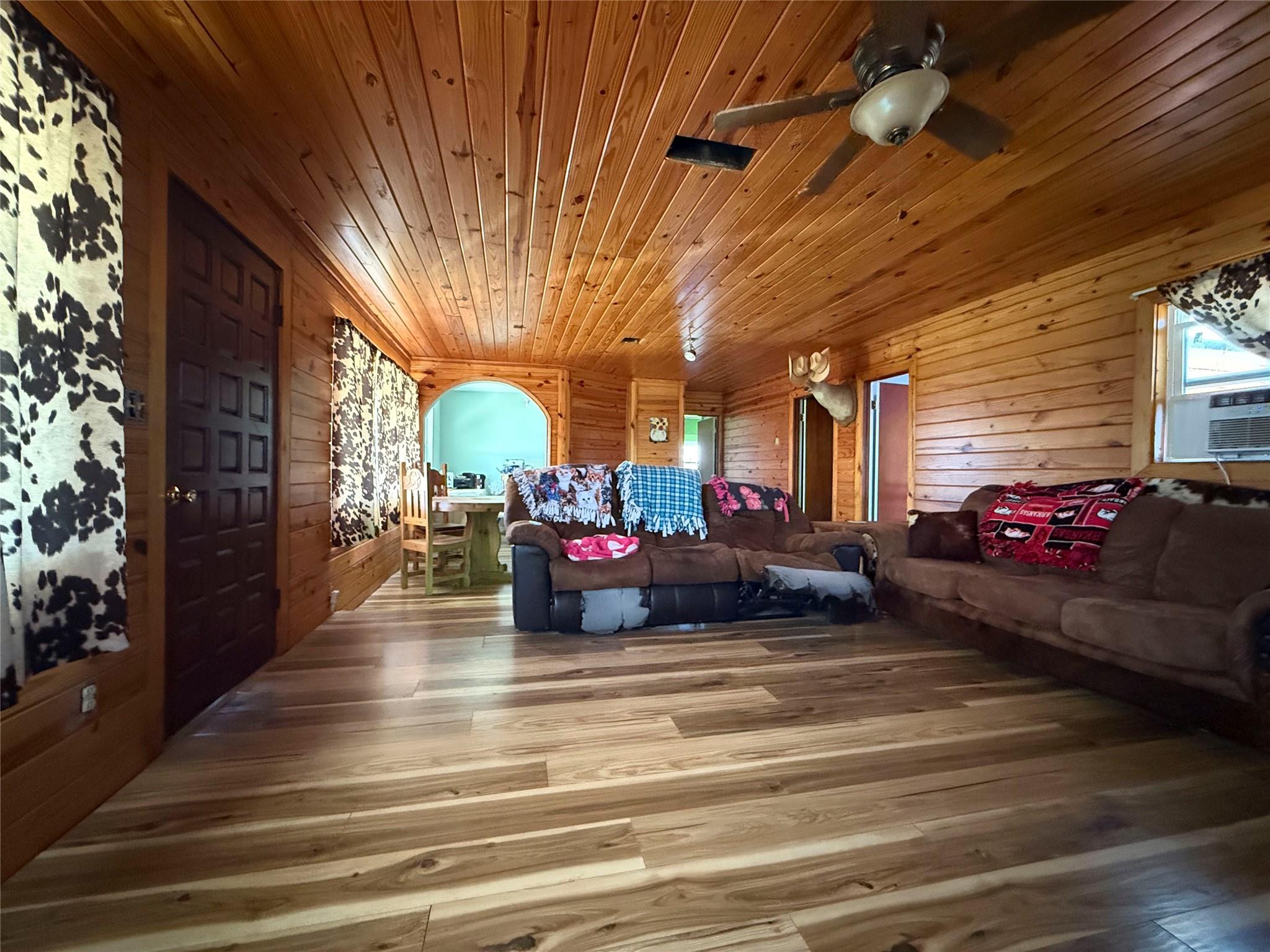 190 Private Road 408