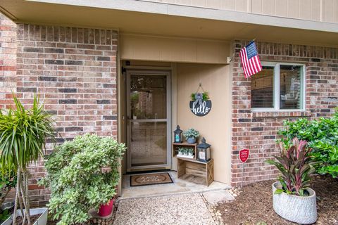 2503 Bering Drive 7 Houston TX 77057