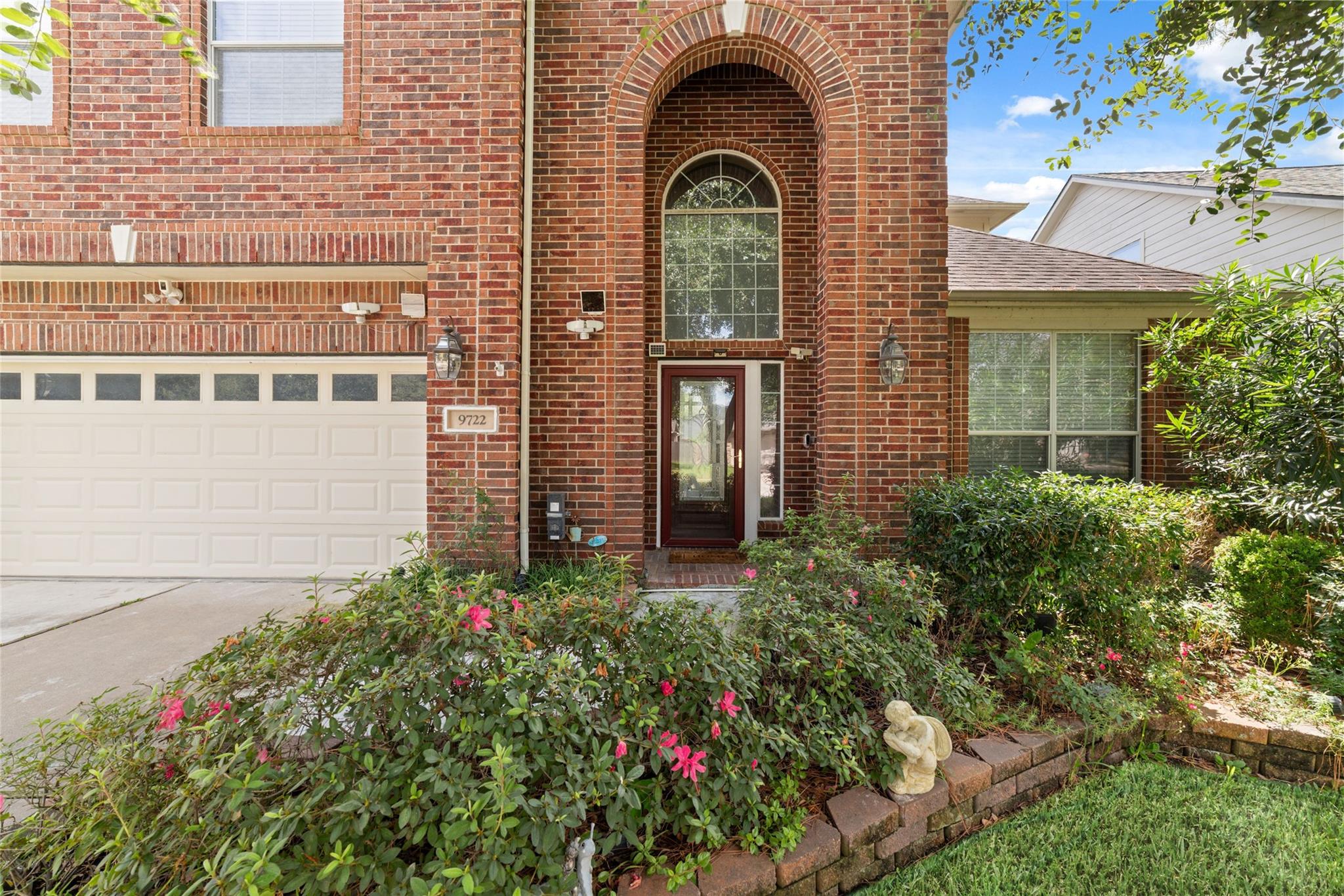 9722 Eagle Peak Court