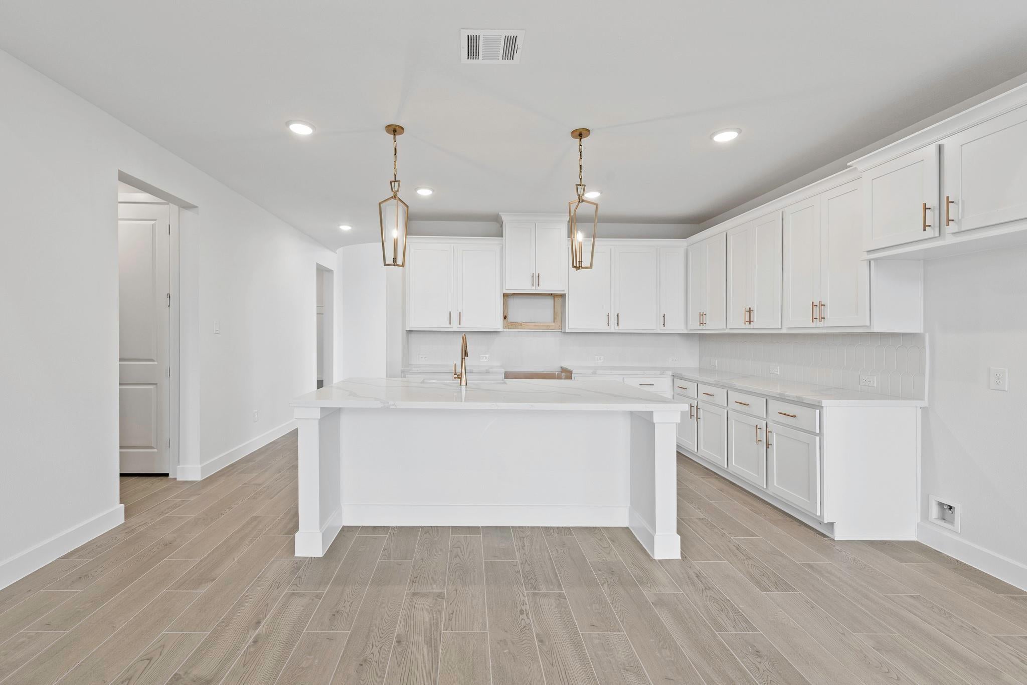 28808 Escarpment Trail