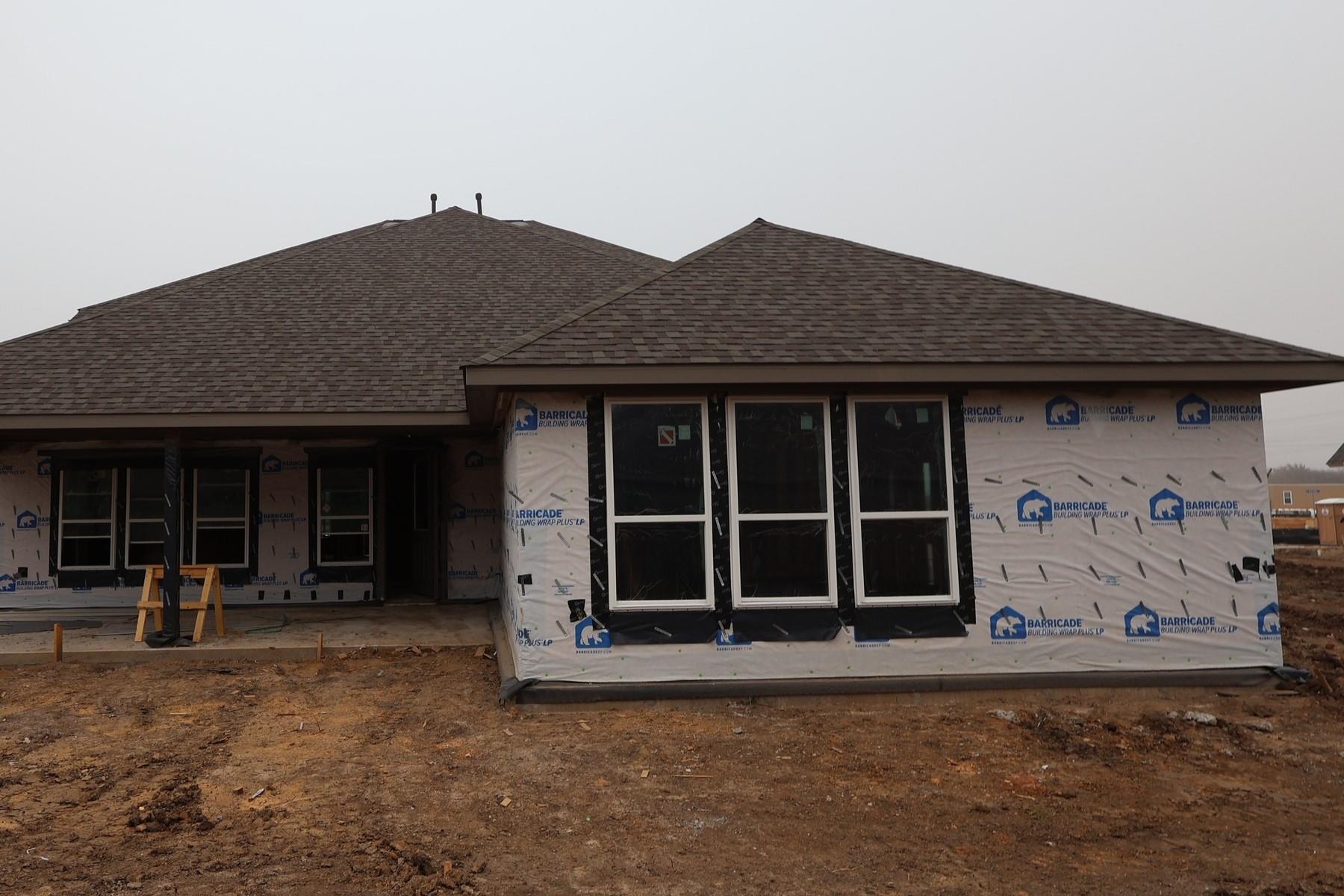 1814 S Wildflower Drive