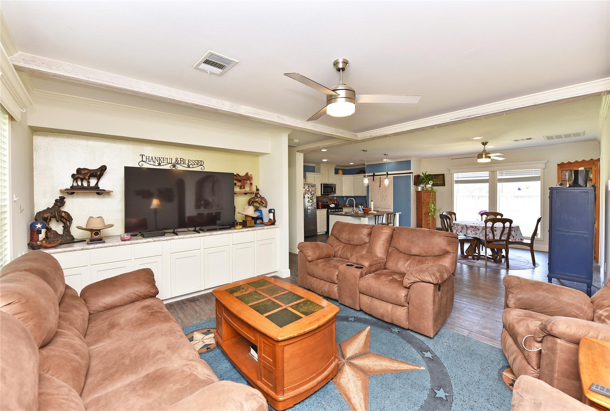3221 Pecha Lane