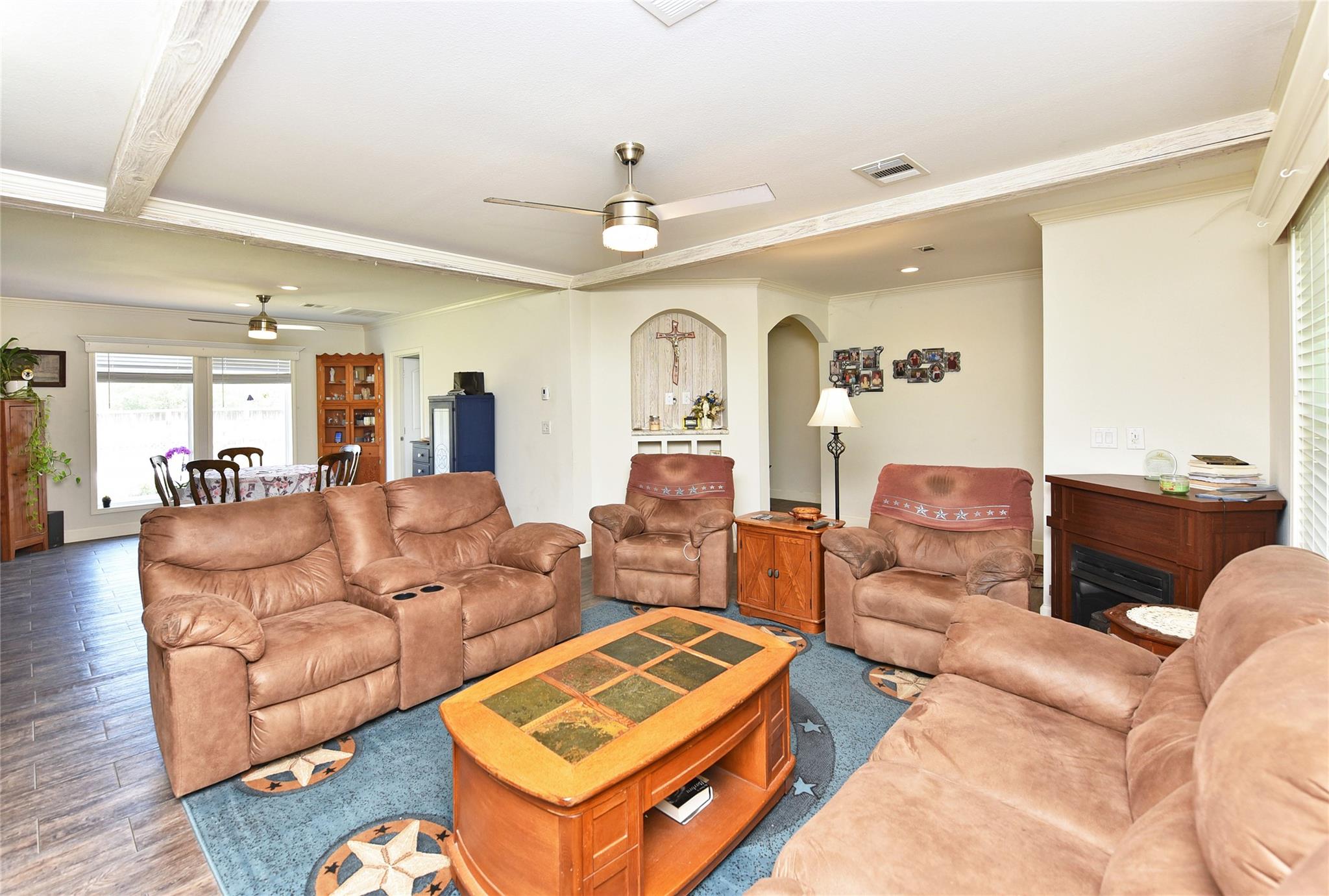 3221 Pecha Lane