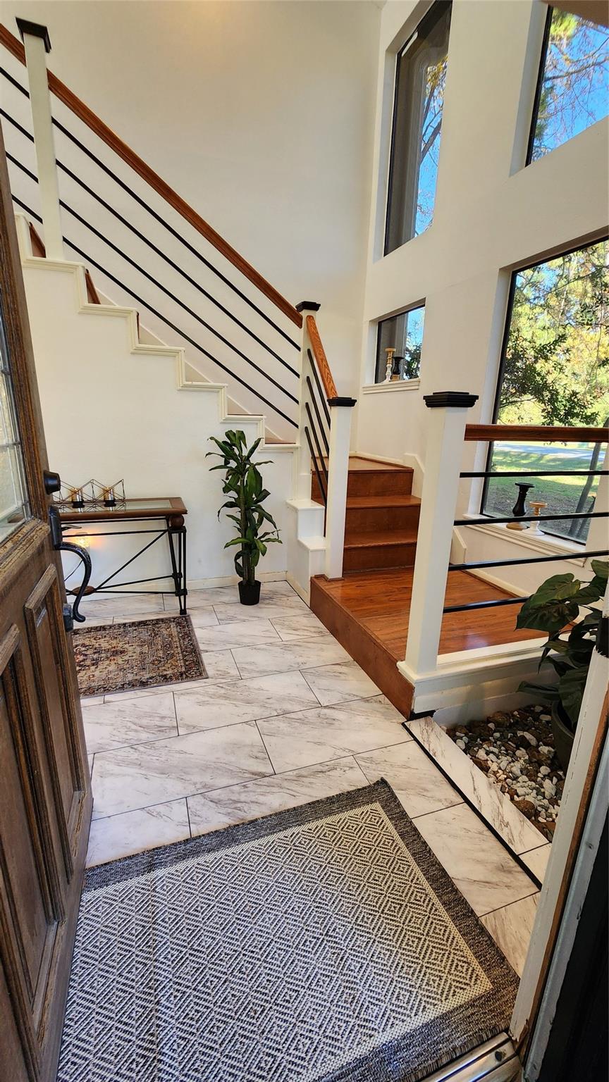 3211 Meadowlark Lane