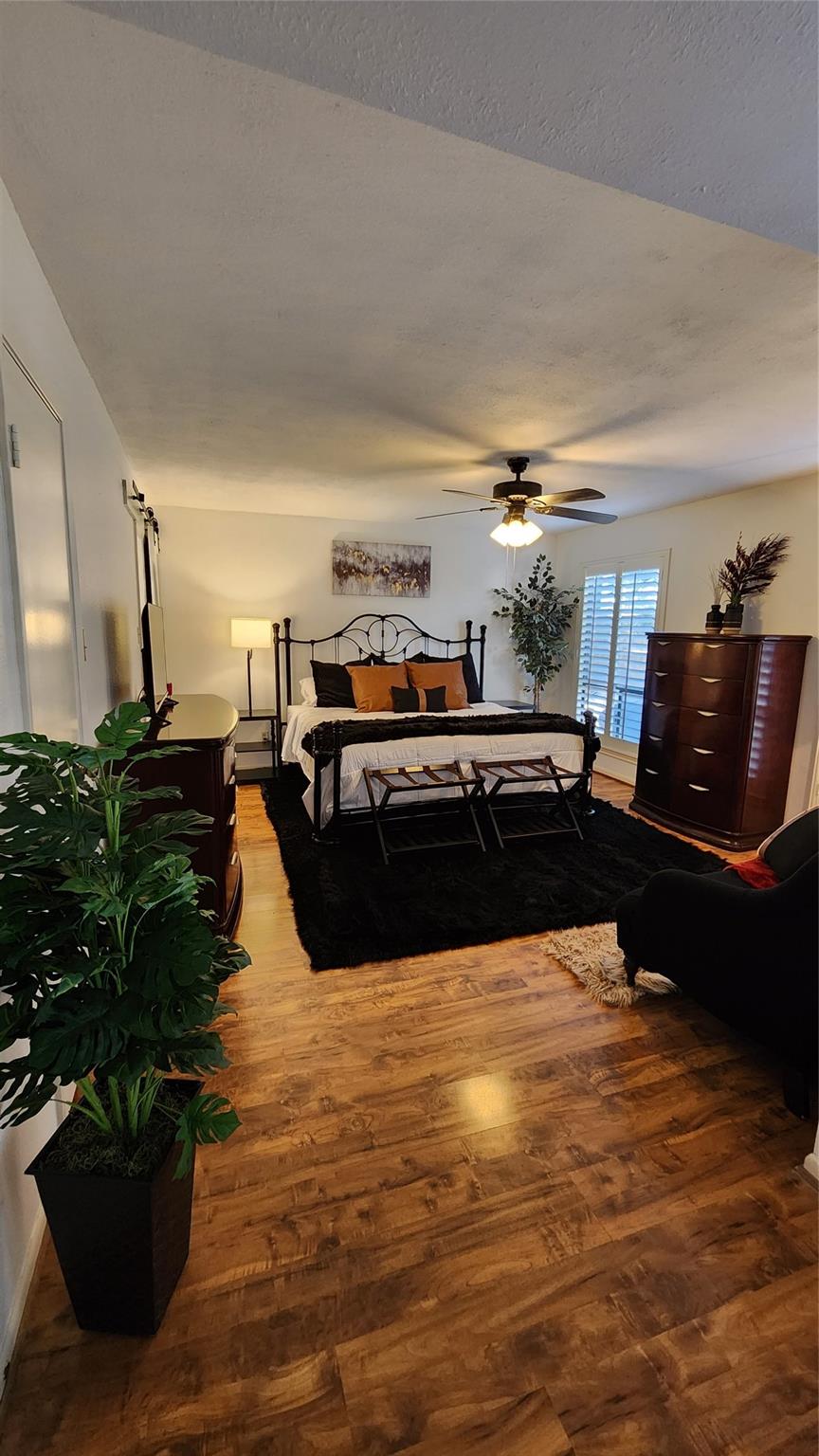 3211 Meadowlark Lane