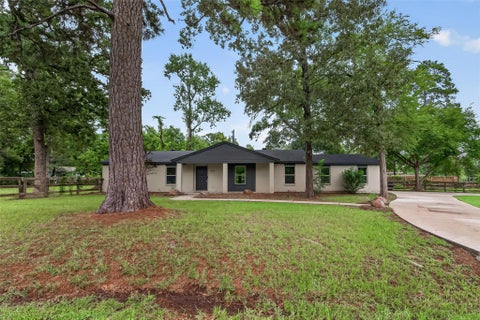Photo of 19563 Loafers Lane, Magnolia, TX 77355 (MLS # 13583911)