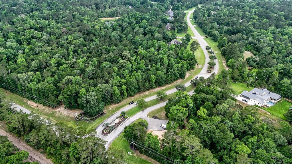 Photo of 7178 Morningbrook Drive, Montgomery, TX 77316 (MLS # 24817951)