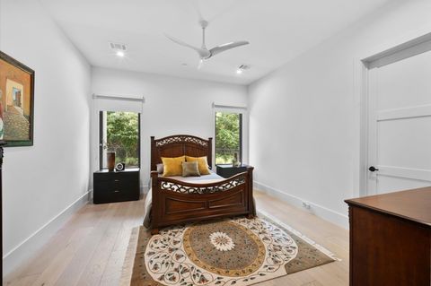 Tiny photo for 7 Old Overton Place, Spring, TX 77389 (MLS # 3871175)