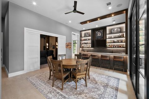 Tiny photo for 7 Old Overton Place, Spring, TX 77389 (MLS # 3871175)