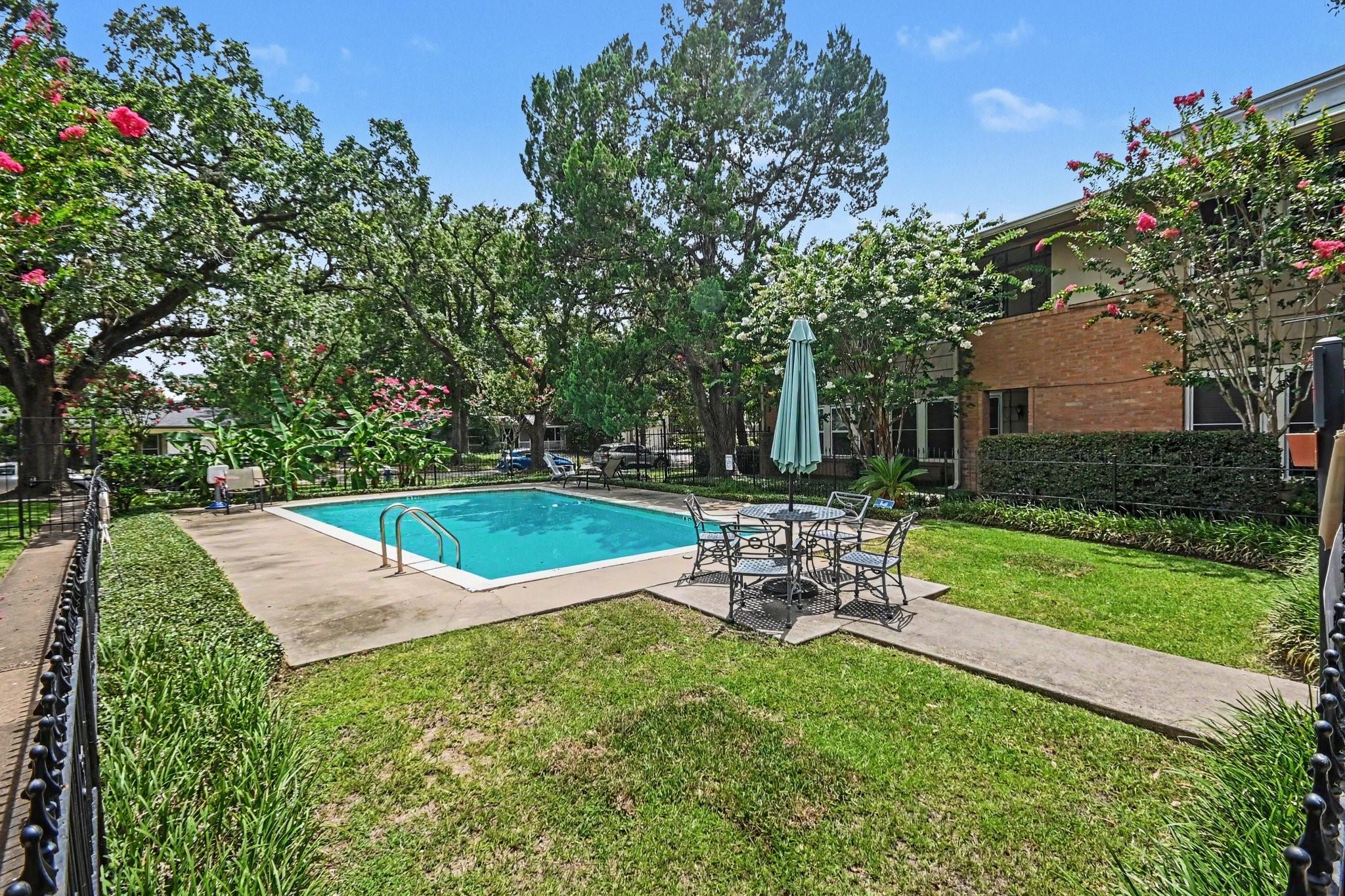 4020 Blue Bonnet Boulevard K
