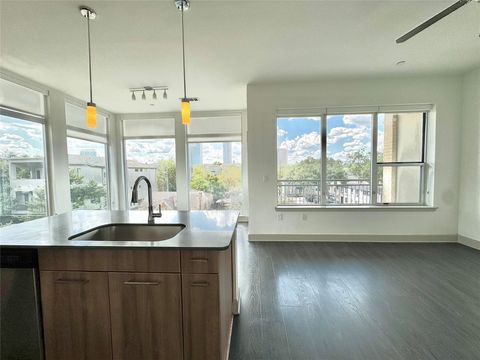 Photo of 2111 Westheimer Road #1309, Houston, TX 77098 (MLS # 19520826)