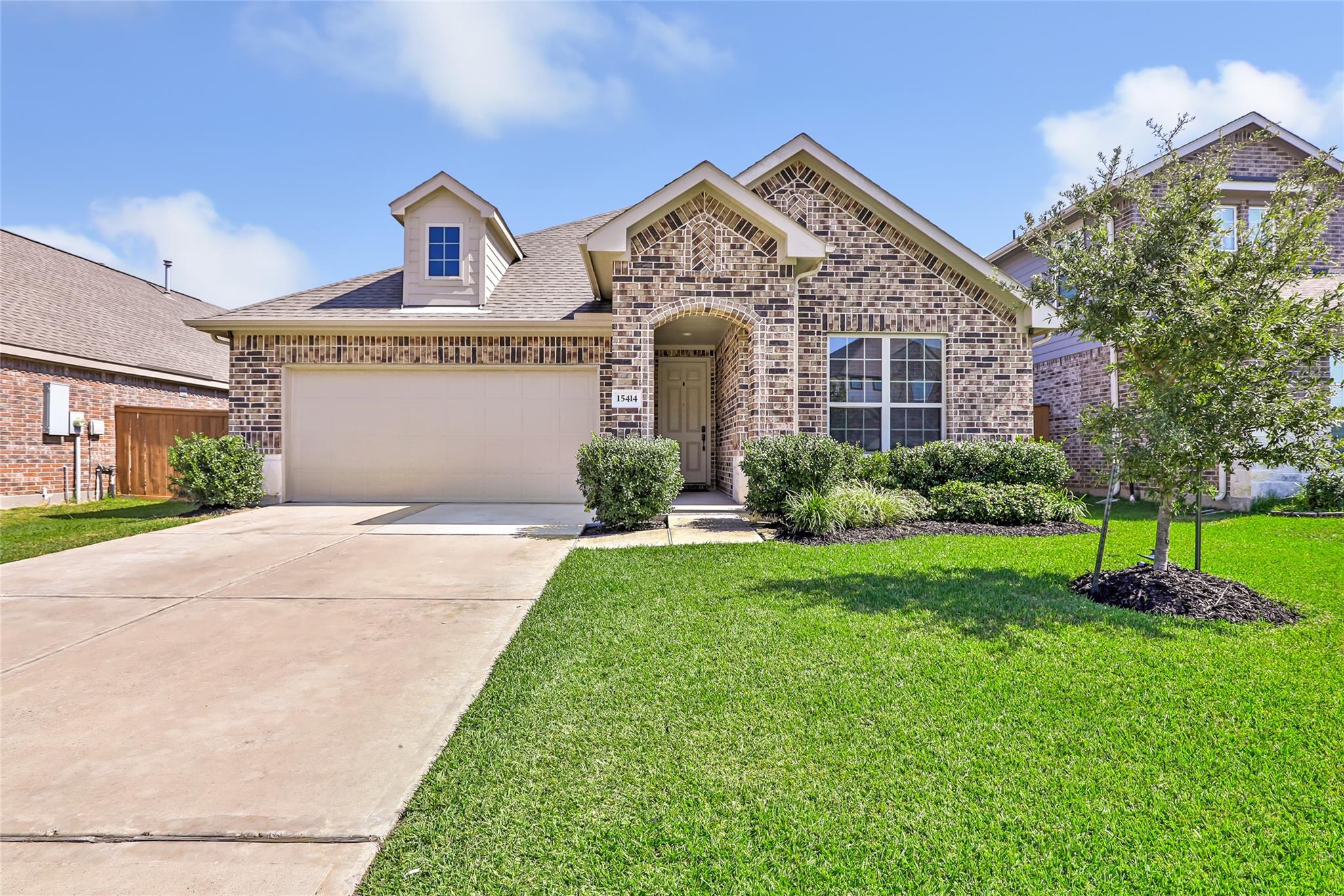15414 Aberdeen Wood Drive