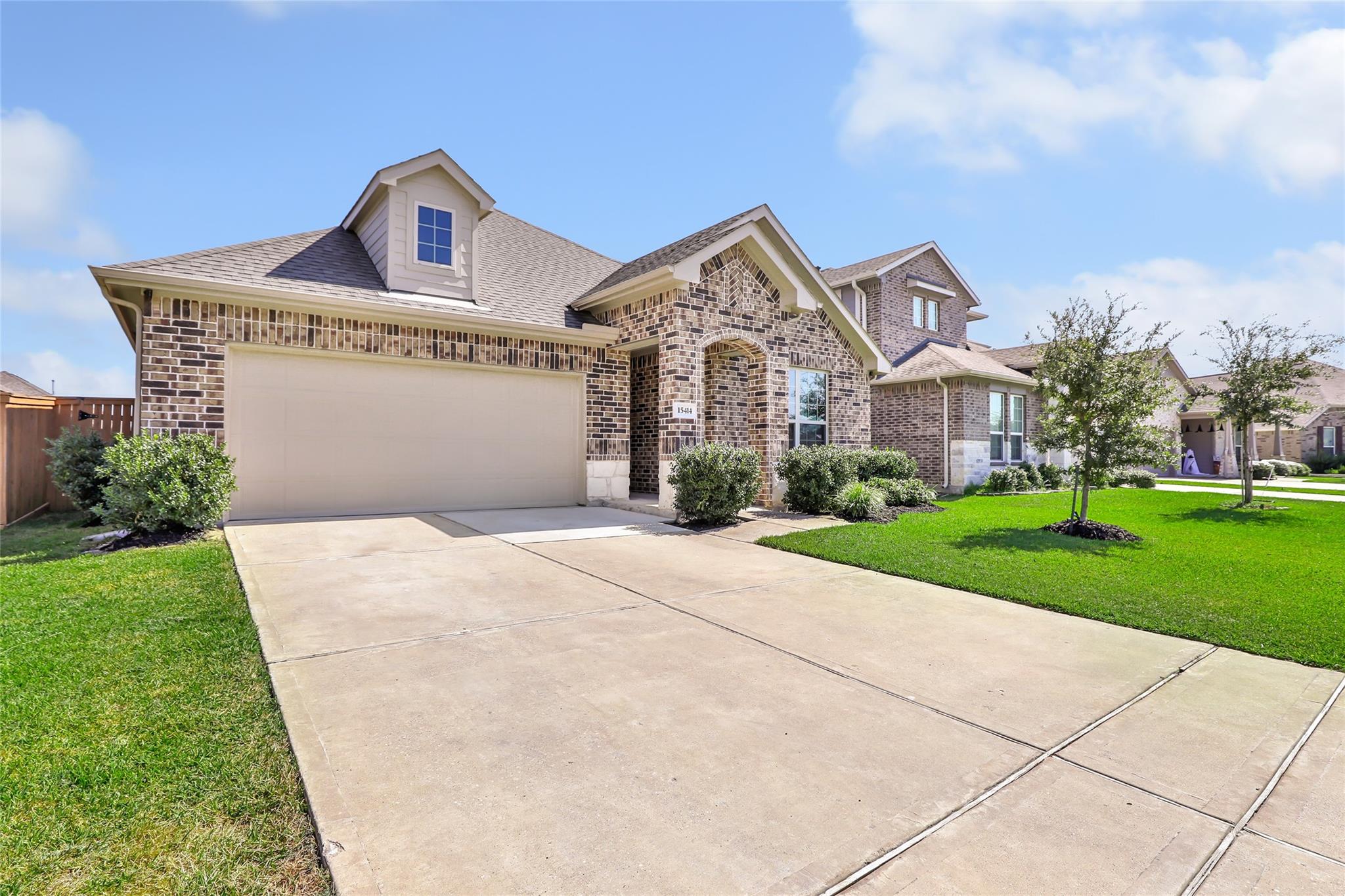 15414 Aberdeen Wood Drive