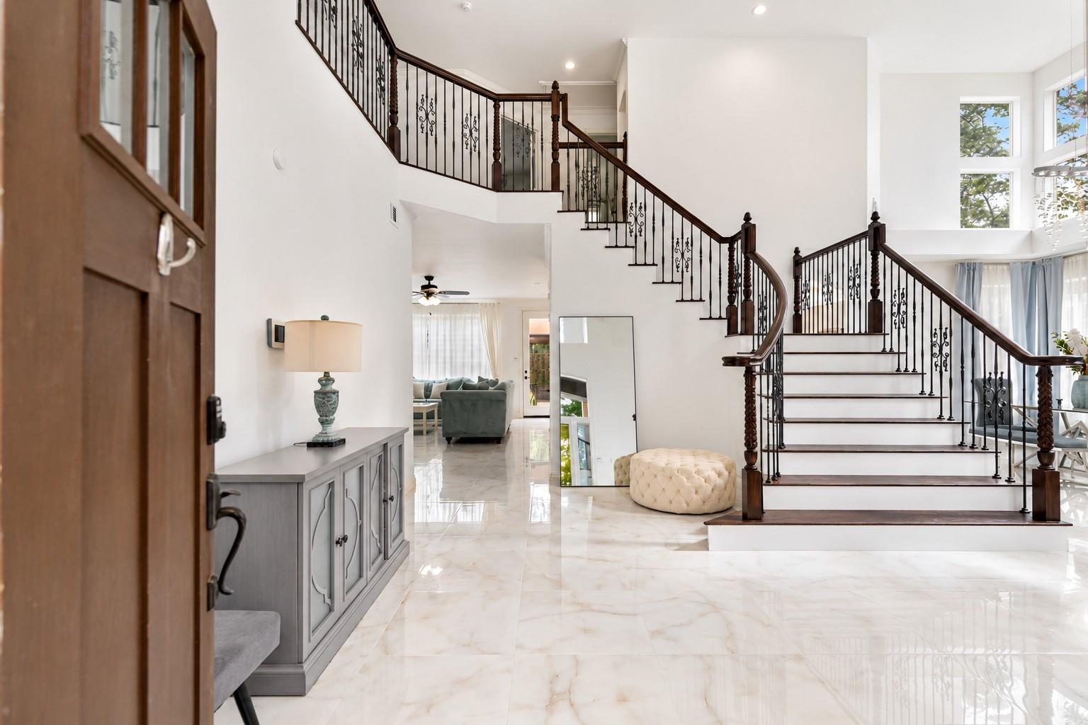 215 Wisteria Walk Circle
