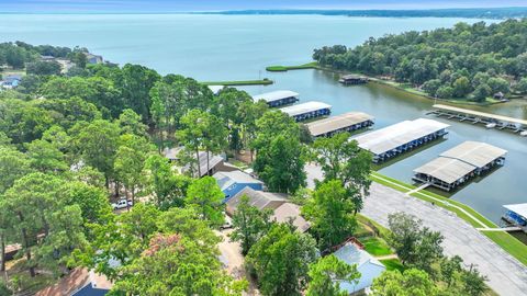 Photo of 40 Harbour Lane, Coldspring, TX 77331 (MLS # 81892022)