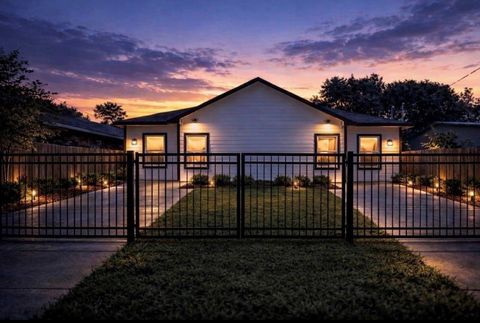 Photo of 6010 Bobby Burns Street, Houston, TX 77028 (MLS # 36623911)