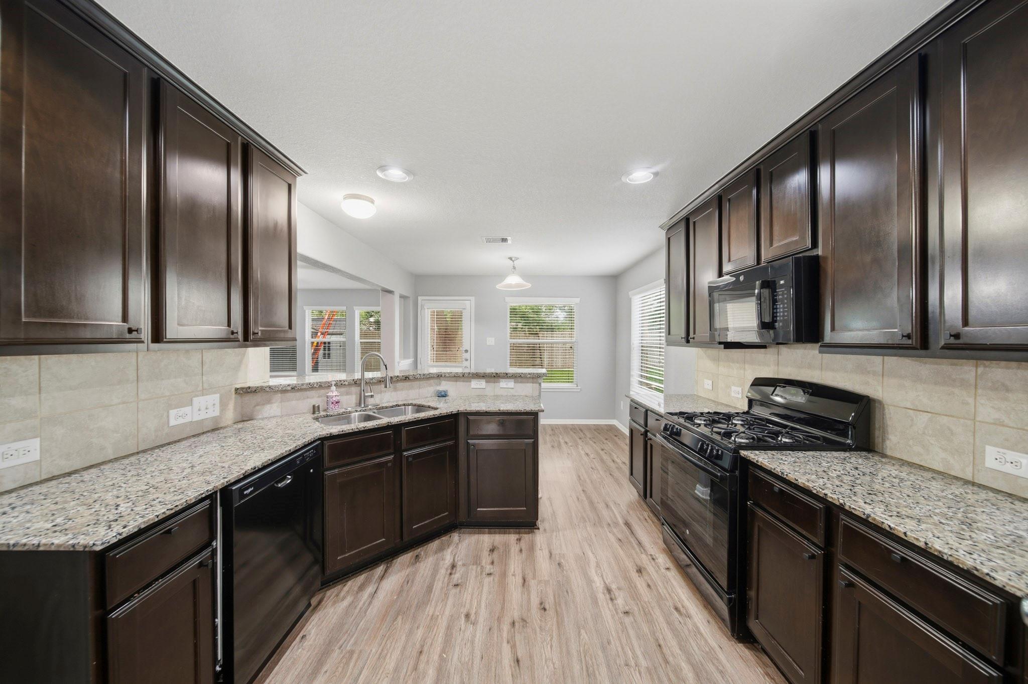 2306 Emerald Stone Court