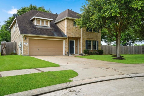 Photo of 2306 Emerald Stone Court, Pearland, TX 77581 (MLS # 86266757)