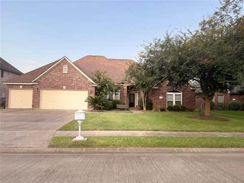 Photo of 54 Southernwood Court, Lake Jackson, TX 77566 (MLS # 10401522)