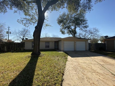 Photo of 1335 Peach Spring Drive, Houston, TX 77088 (MLS # 63991676)