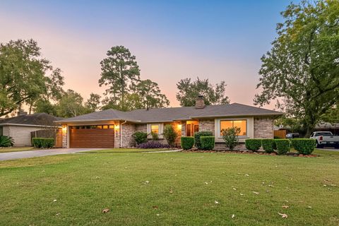 Photo of 806 S Hyannis Port Street, Crosby, TX 77532 (MLS # 55512953)