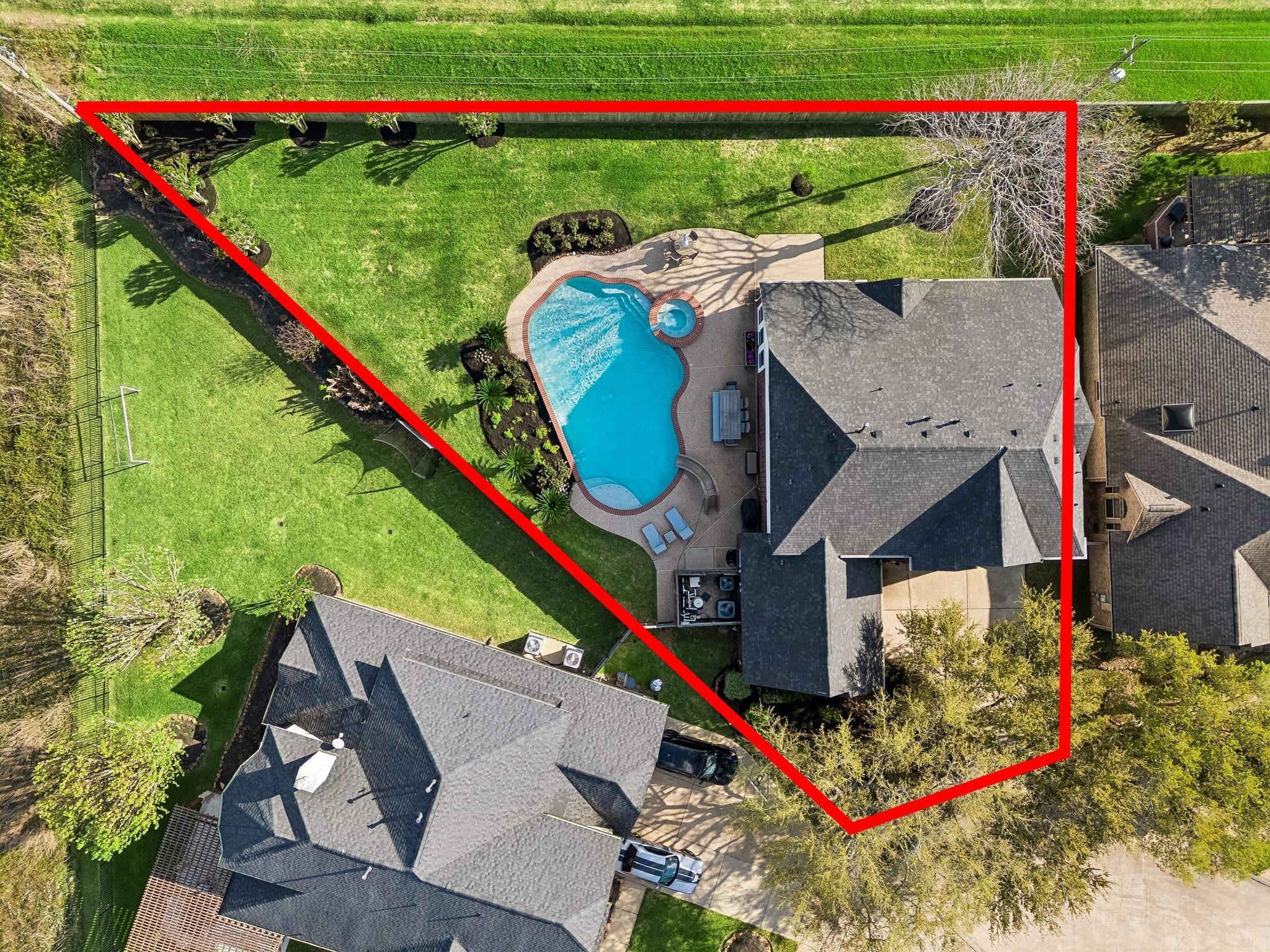 5102 Hidden Brook Ln