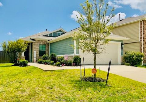 Photo of 1225 Lancer Leap Drive, Alvin, TX 77511 (MLS # 25878569)