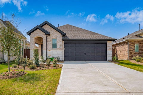 Photo of 16939 Chapel Knox Drive, Humble, TX 77346 (MLS # 23670133)