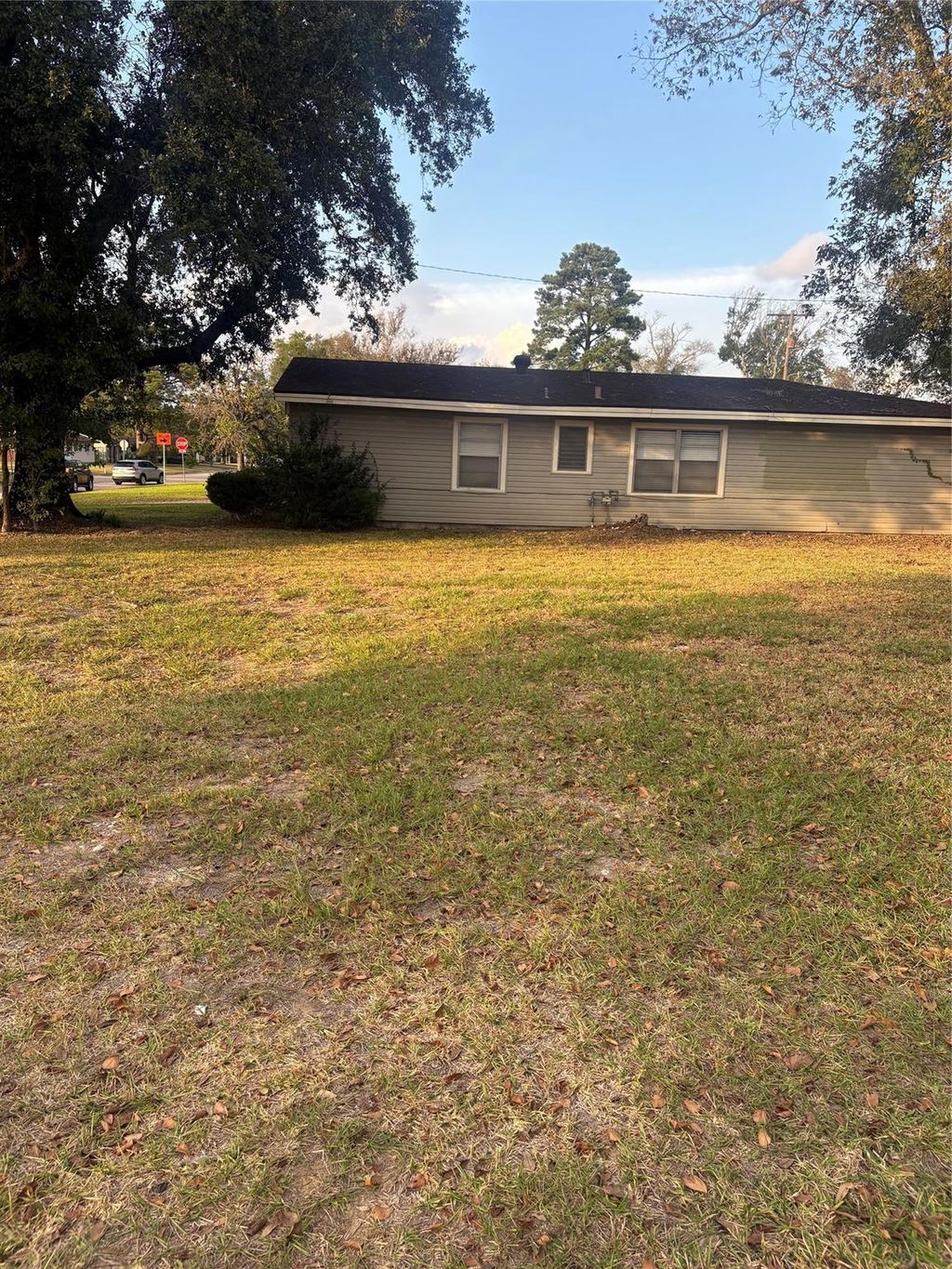 Photo of 160 Sparrow Way, Beaumont, TX 77707 (MLS # 93566349)